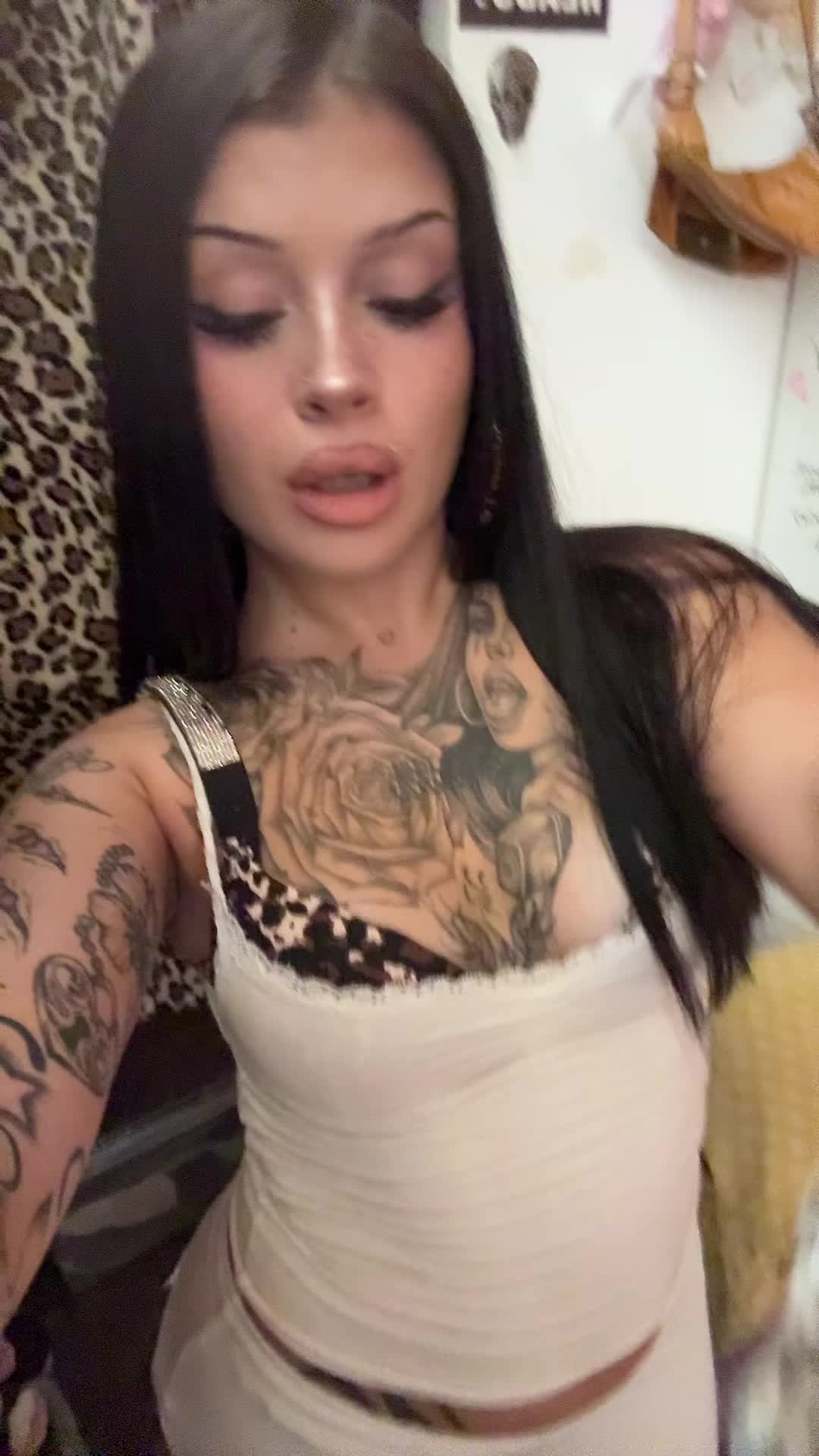 @N4yyy