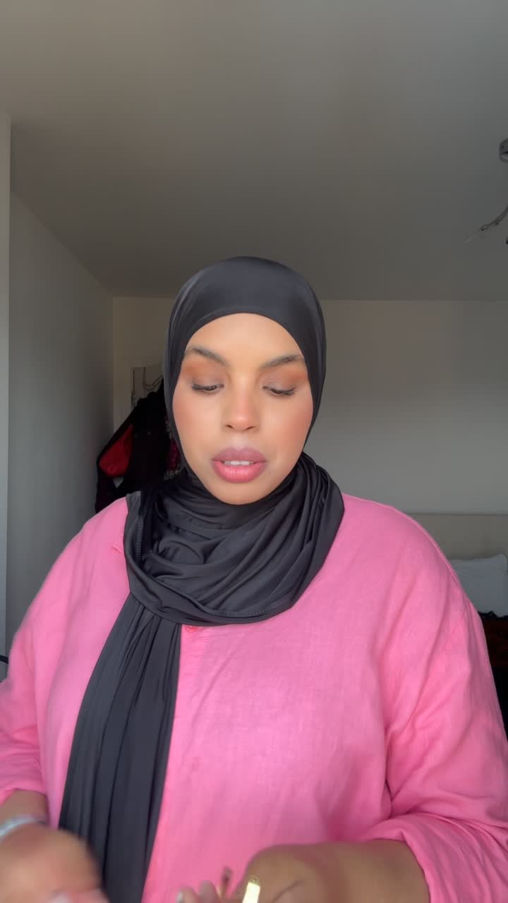 @Aisha🧸