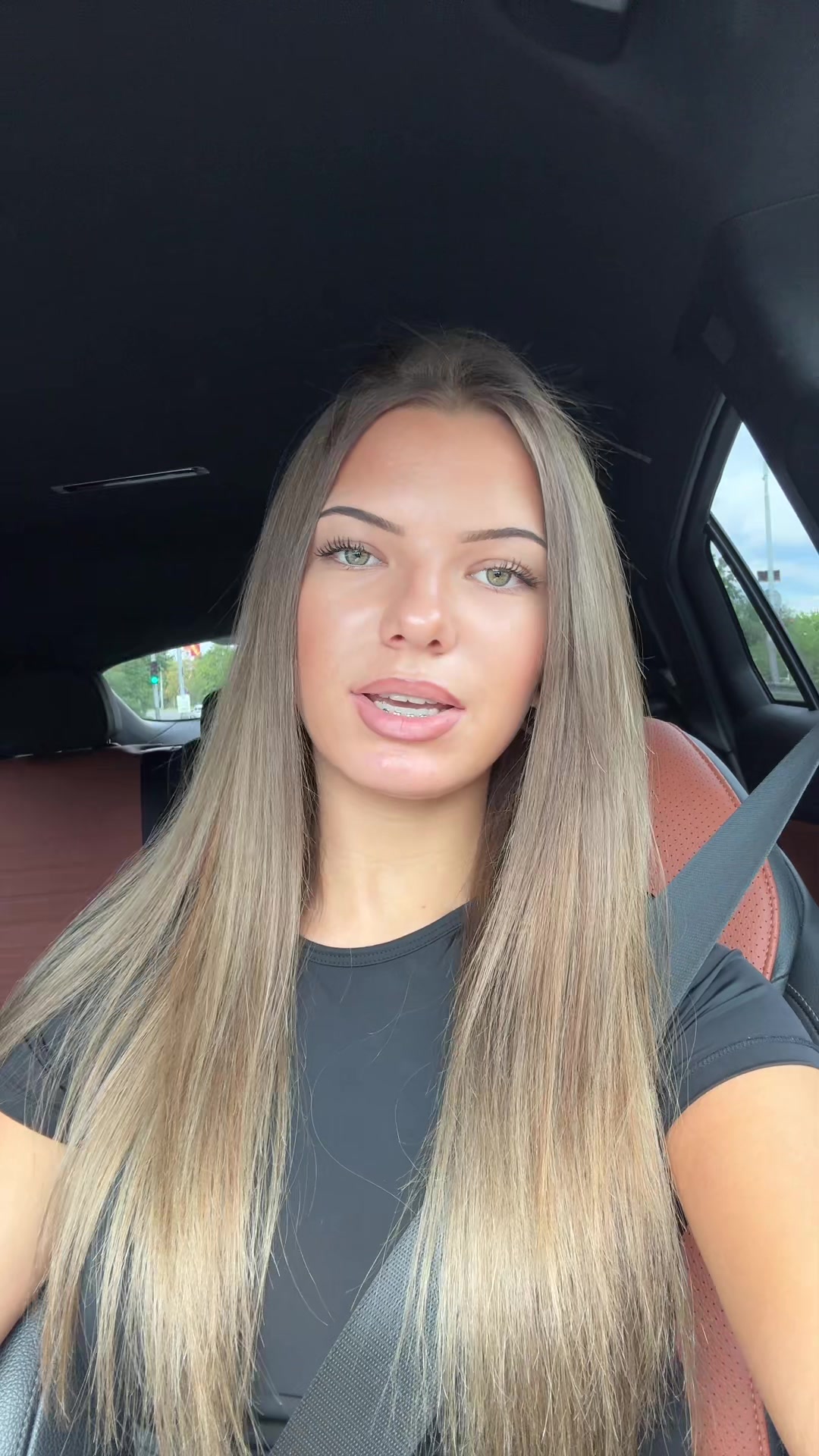 @Anicka
