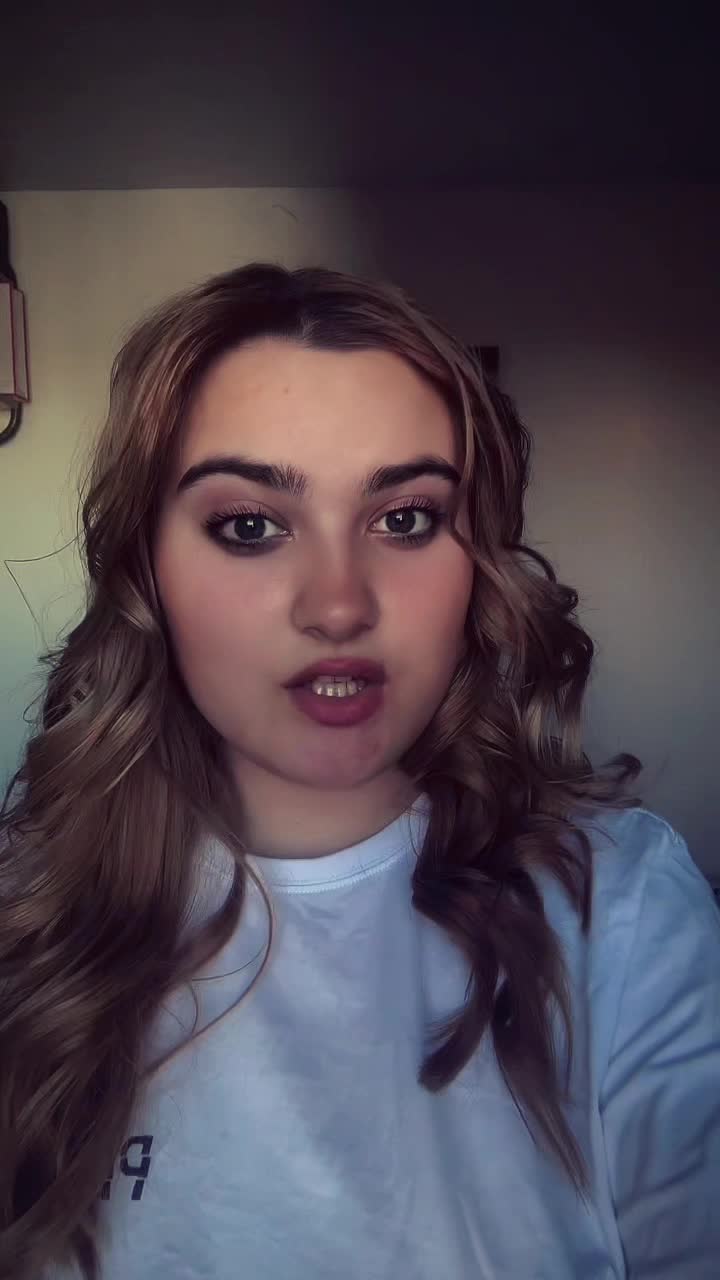 @Ariana_222