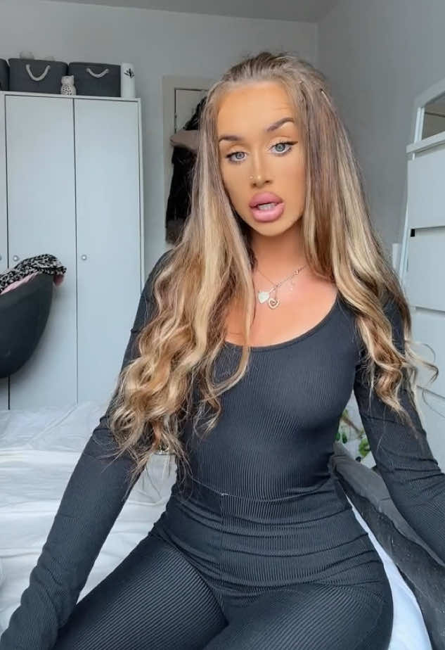 @Goddess Bella👸🏻