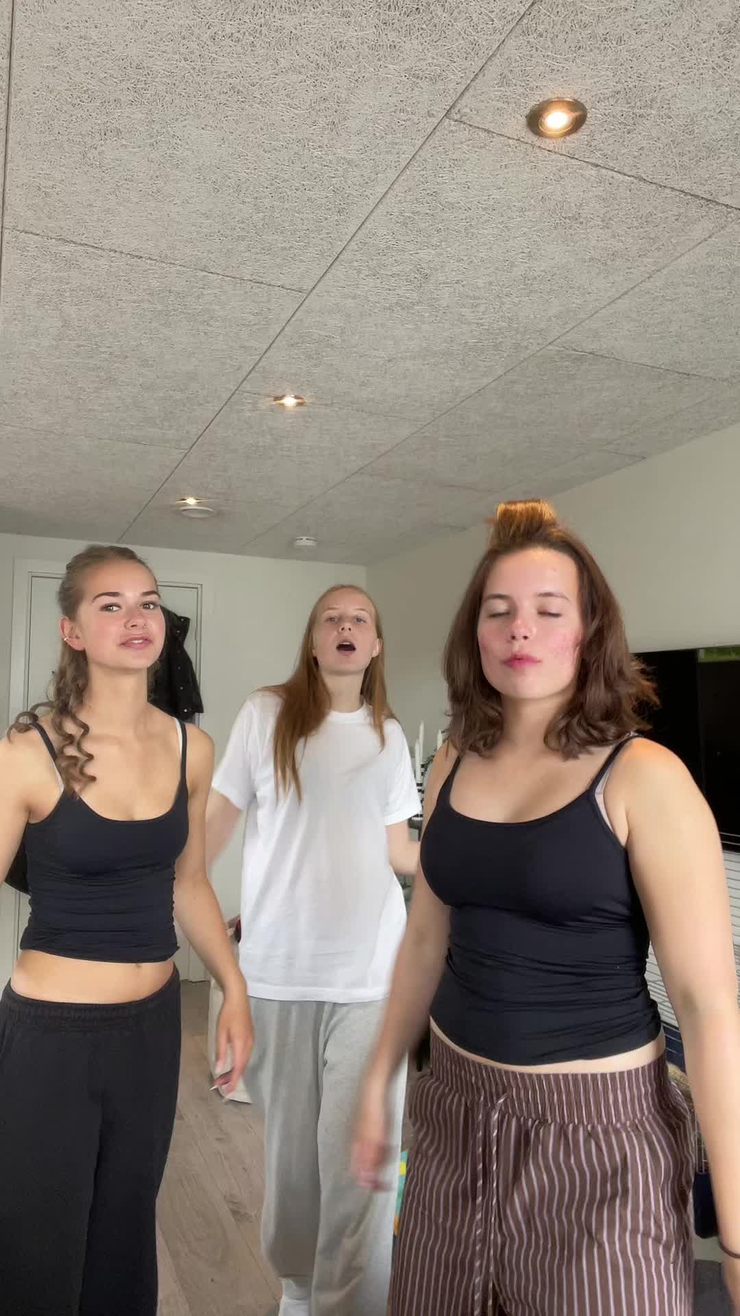 @lauralarsen