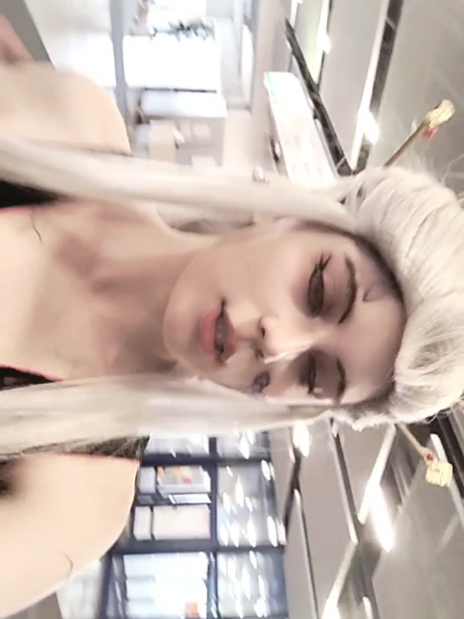 @mili