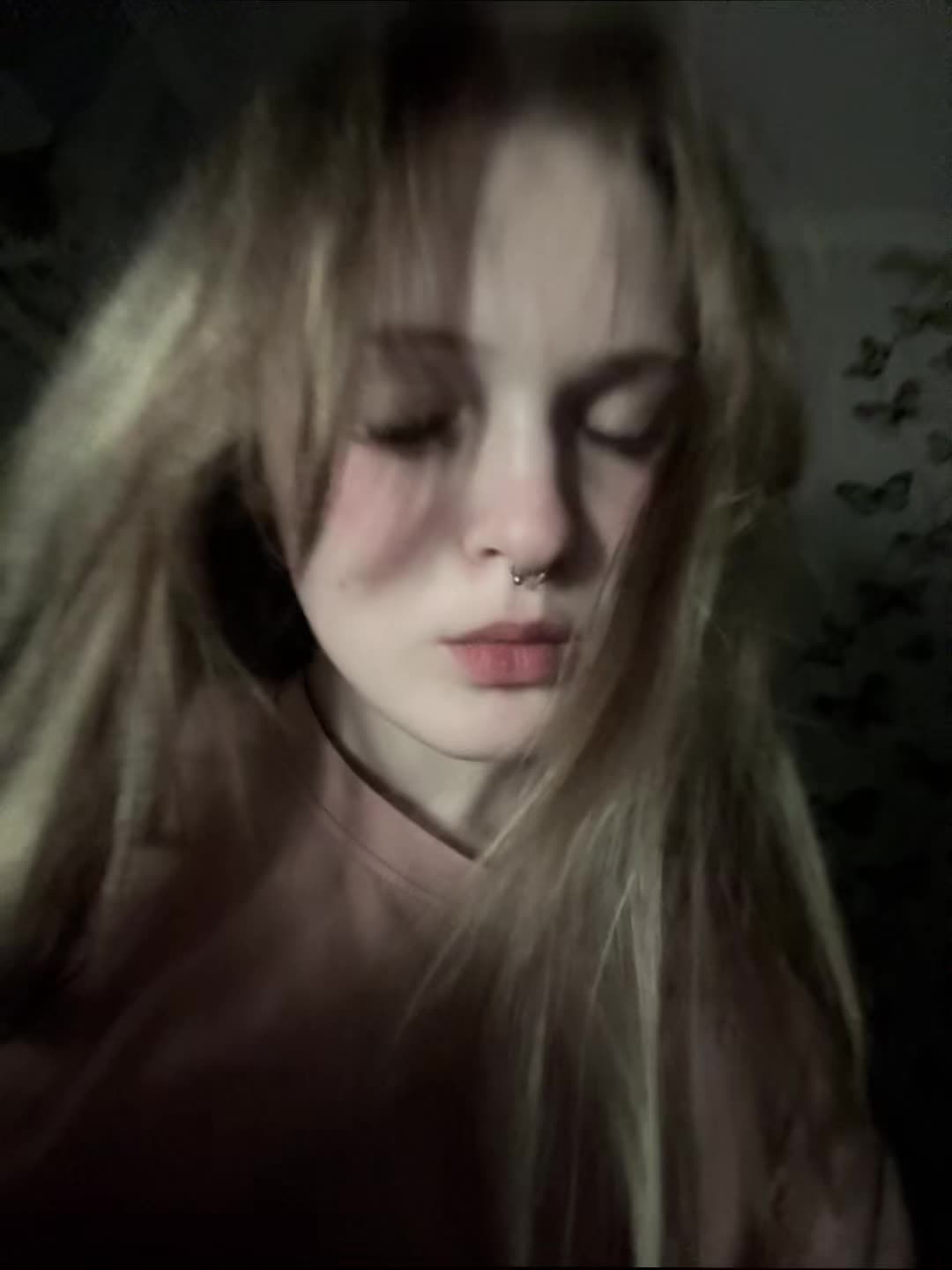 @.;]