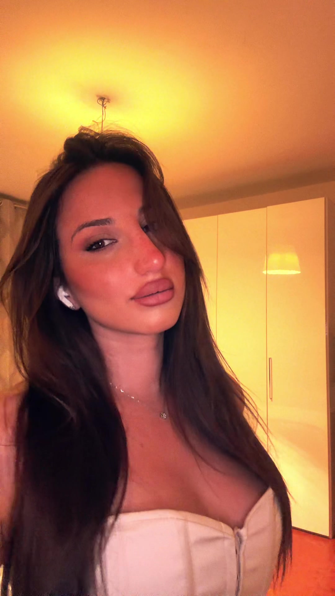 @g_gaiiaaa