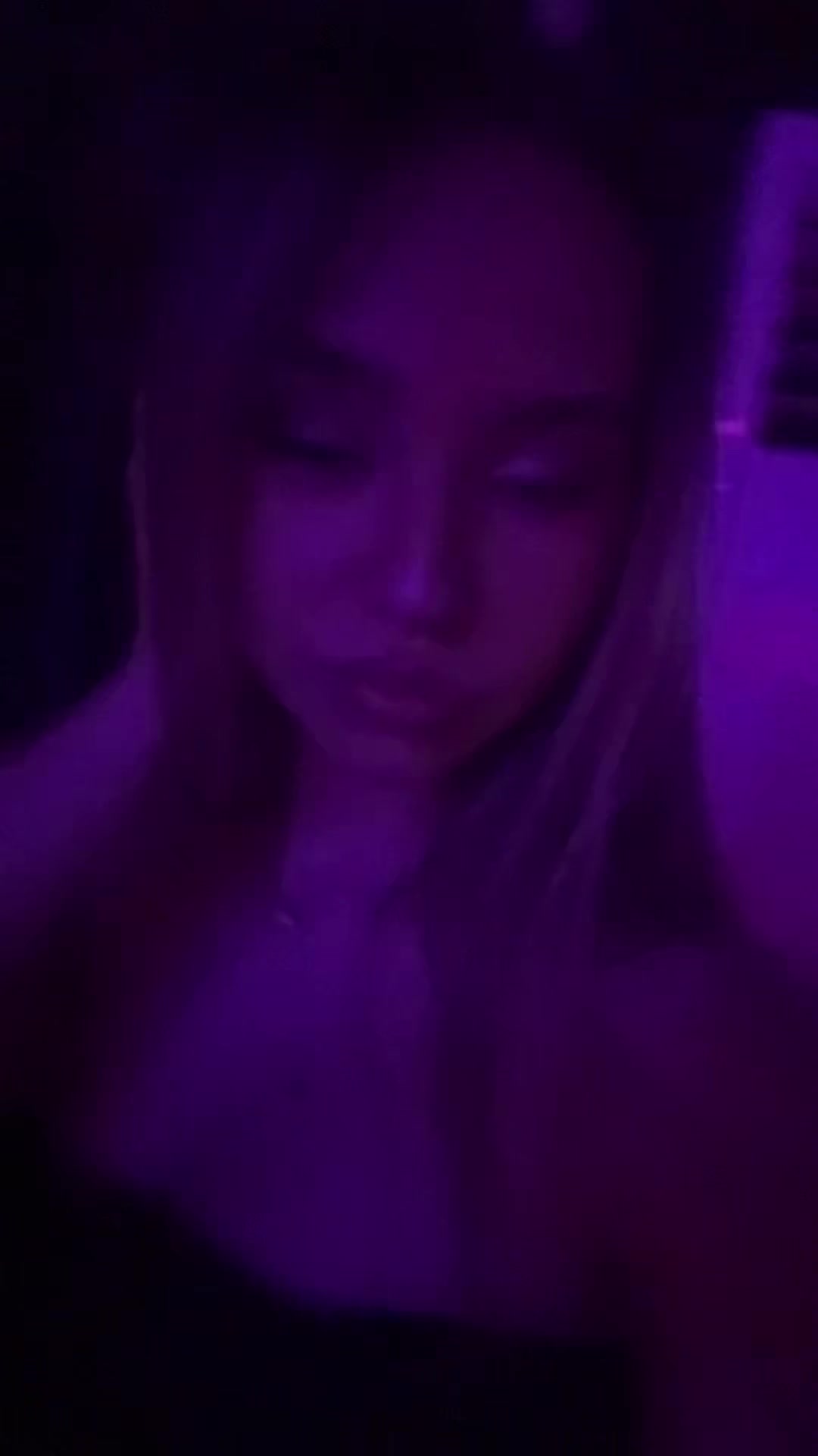 @izabela