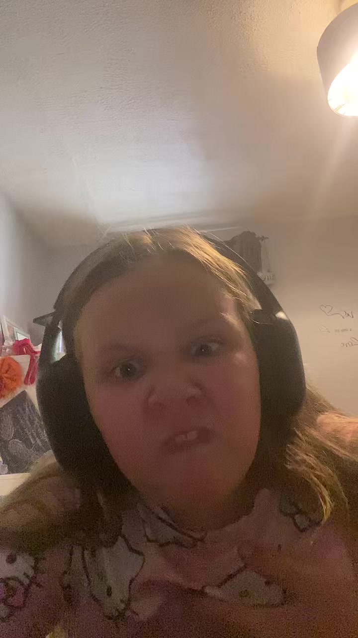 @QueenChanel09🛍️🎀✌🏻❤️💖💘