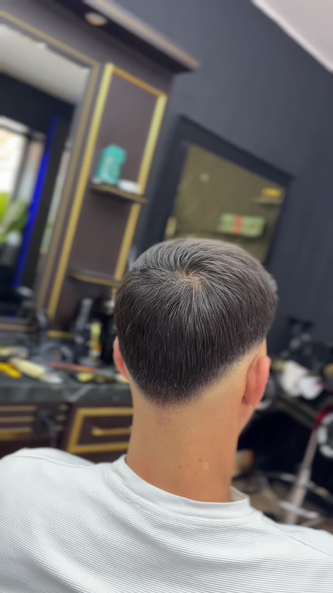 @Oscaro Friseur