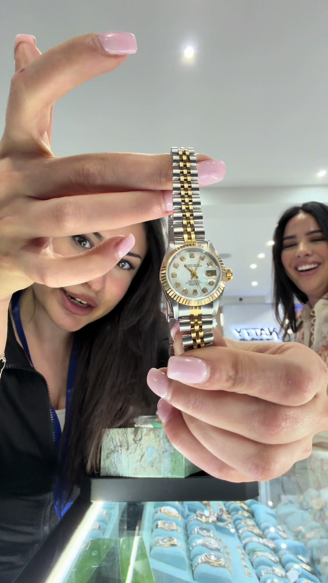 @Mels Yh | Jeweller