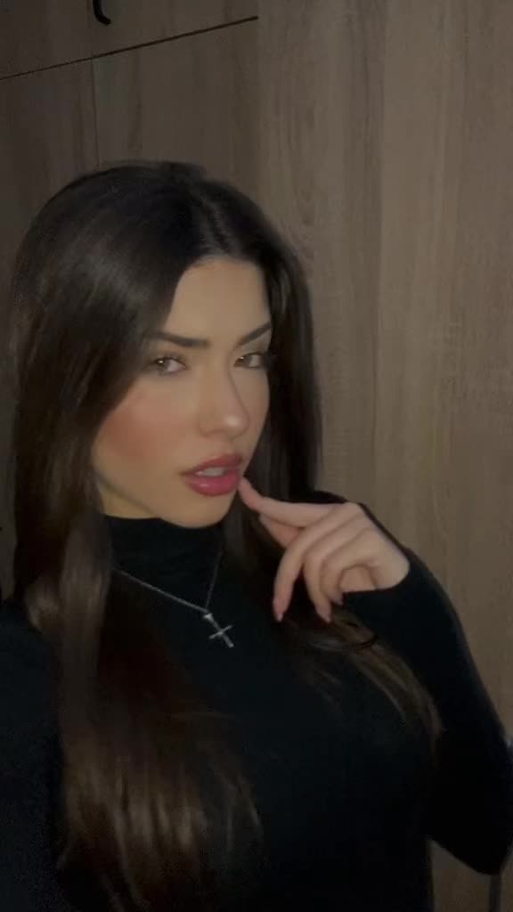 @👤