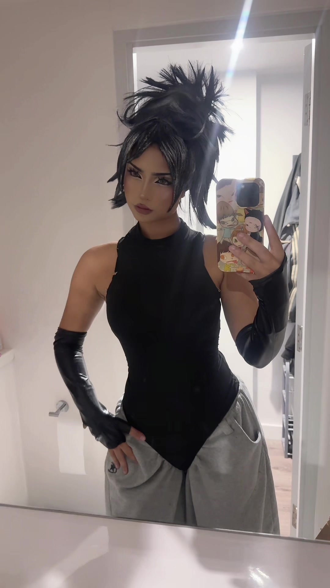 @lara >_<
