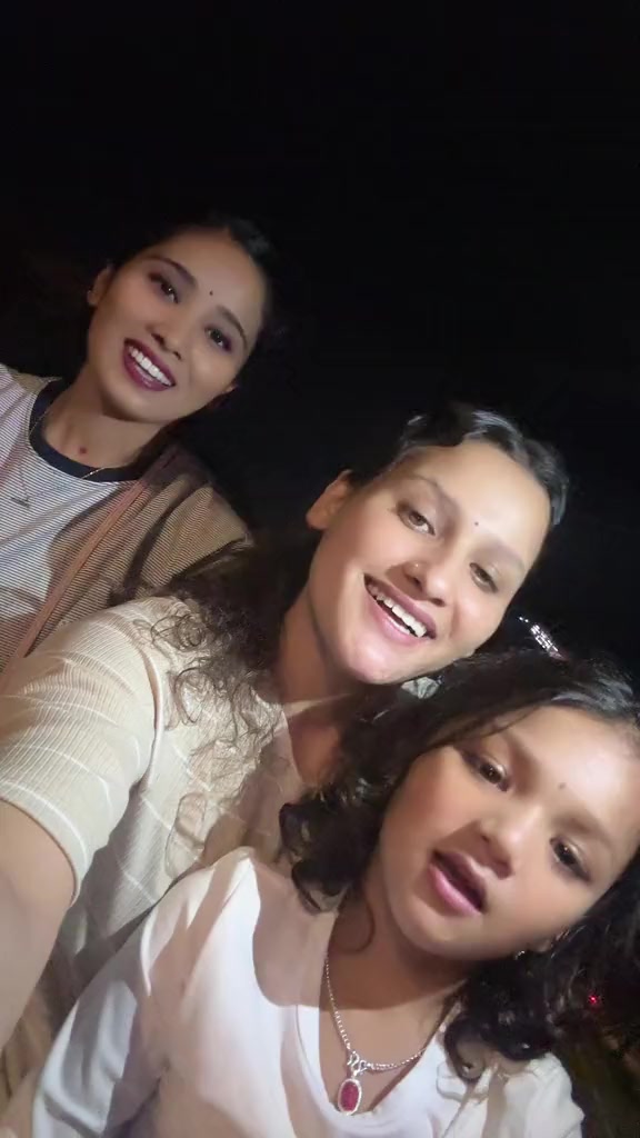 @आ_Ya_र su नार ✝️🕉️🛐🇳🇵