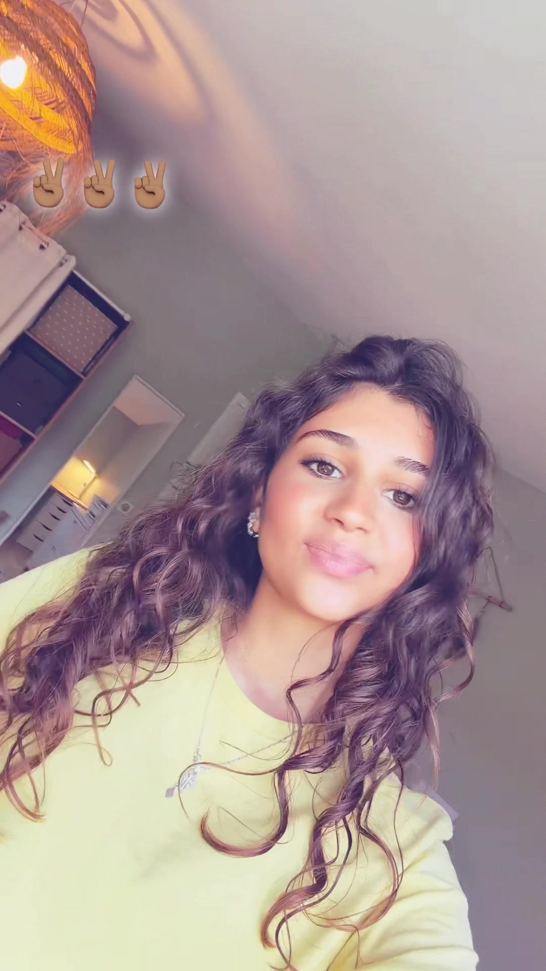 @Lᴜᴄɪᴇ.ᴋʜᴀ