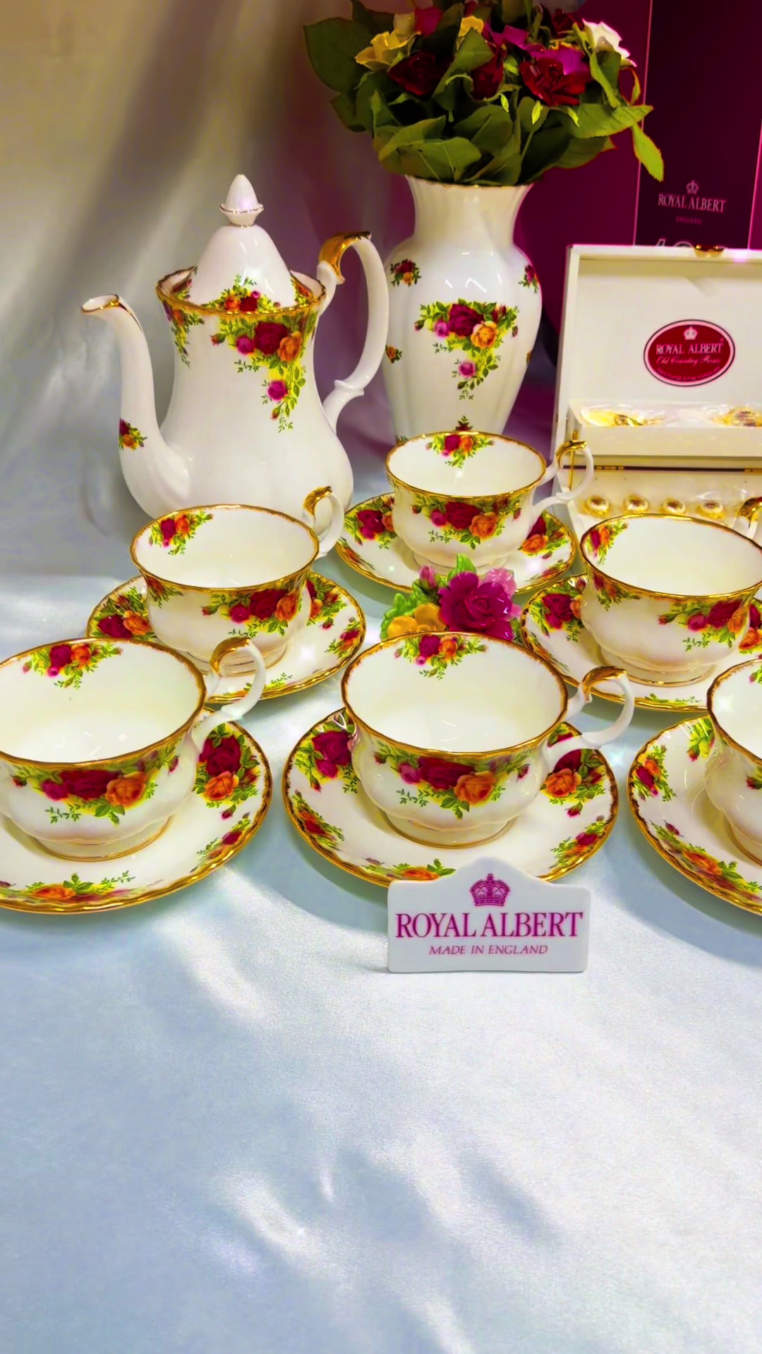@Royal Albert collection