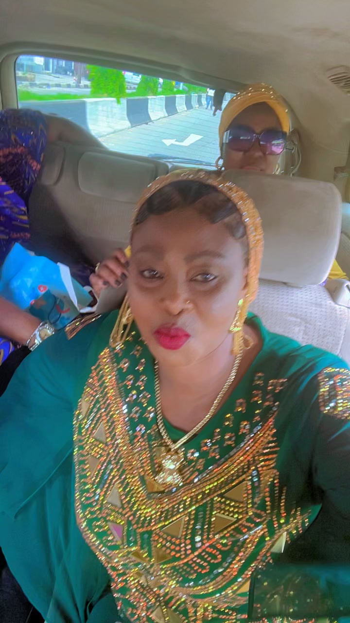 @Alhaja Aduks Bello