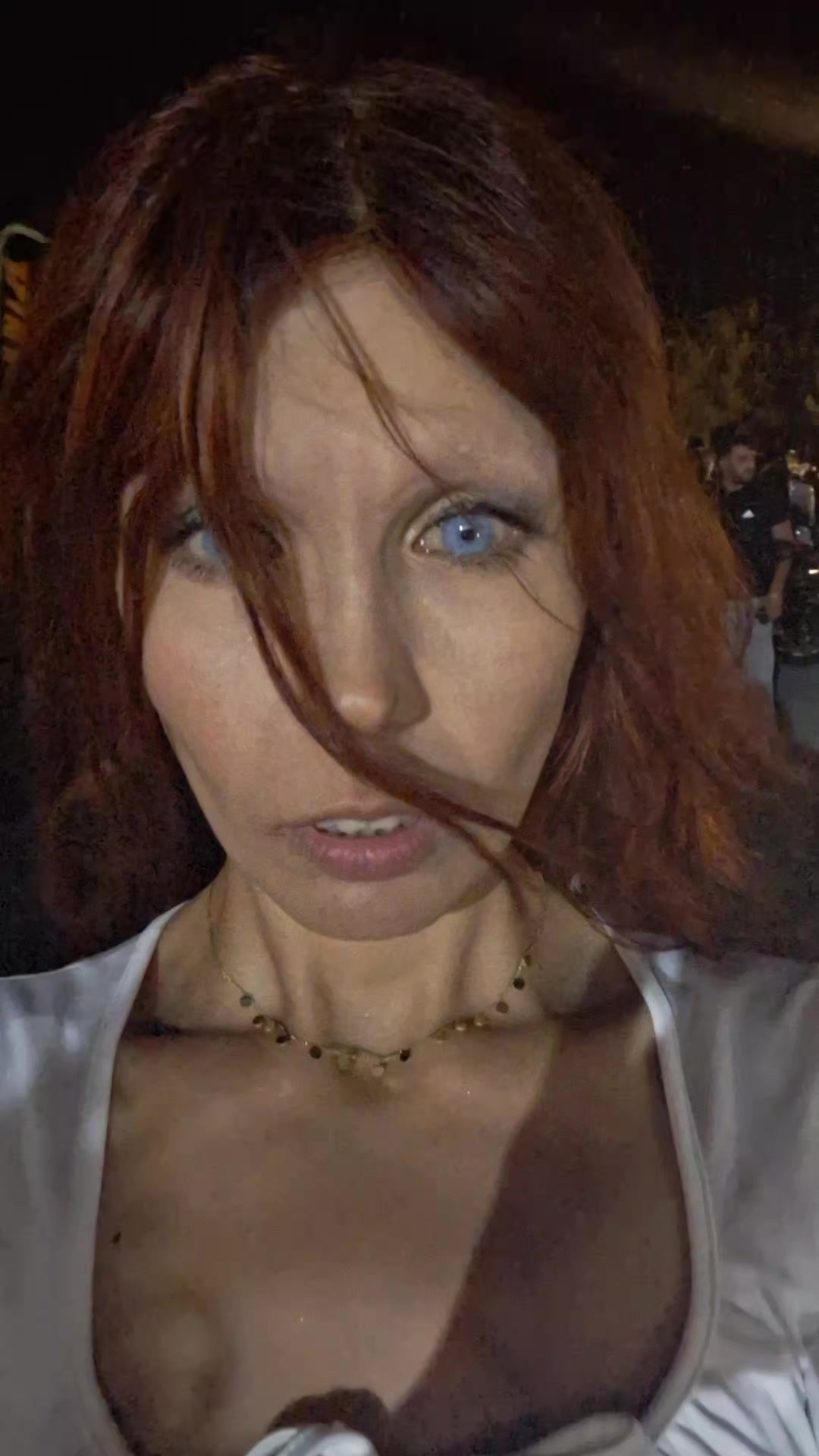 @Elyanora Ezimova