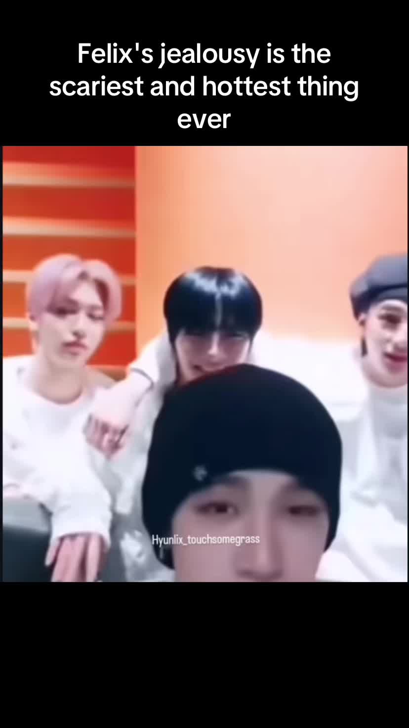 @Felix and hyunjin
