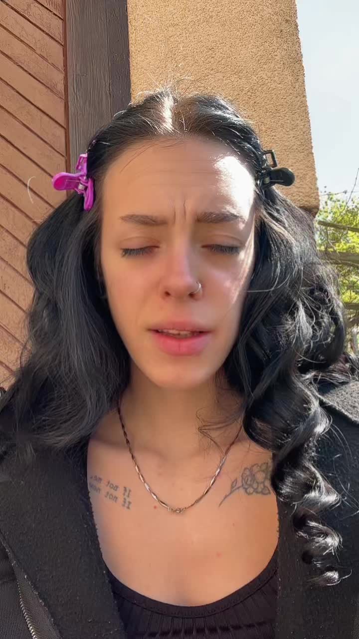 @Rox&aacute;na