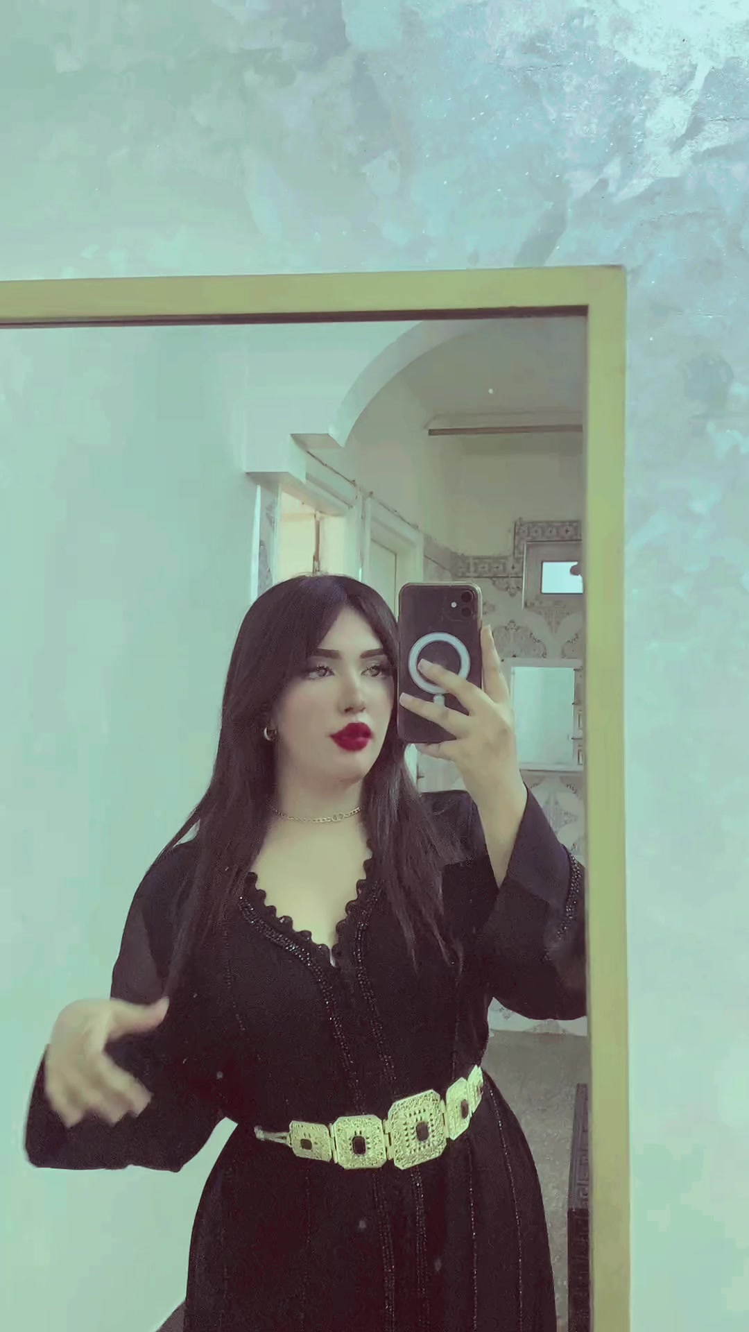 @Amoula💋