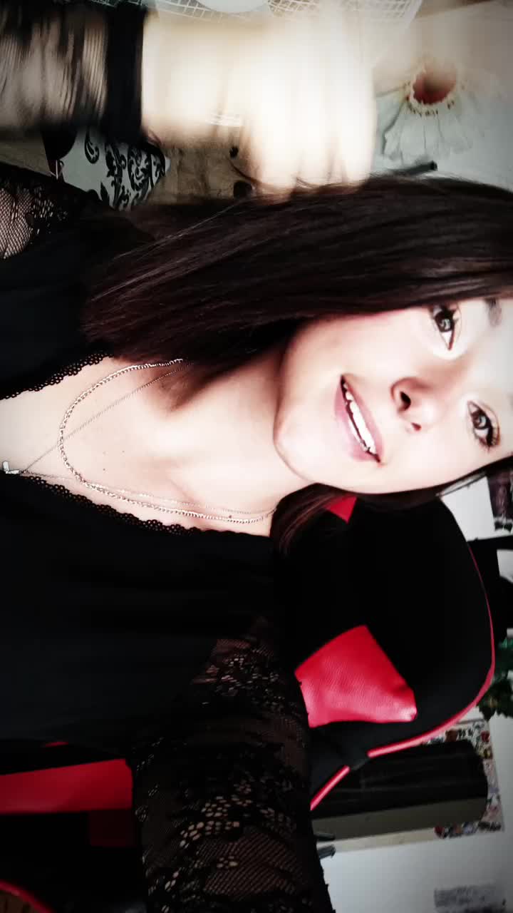 @Lolaaaaa