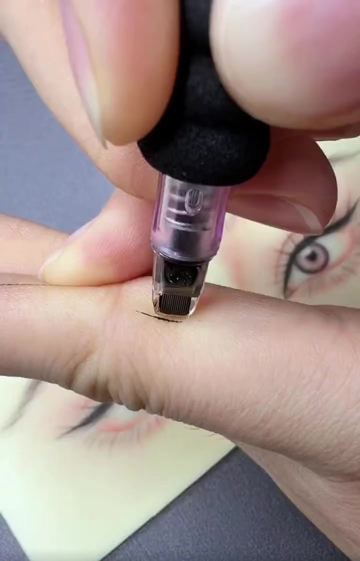 @Master Douyin brows-Helena thi