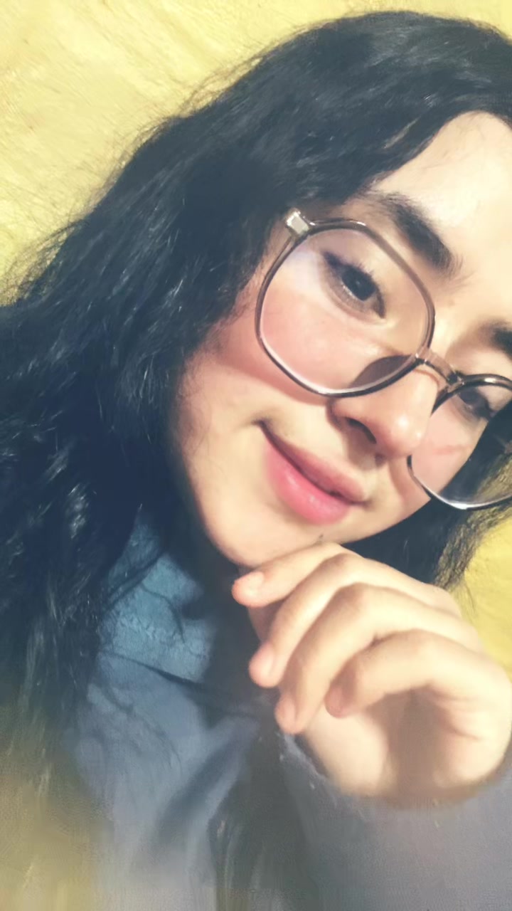 @Yuri González