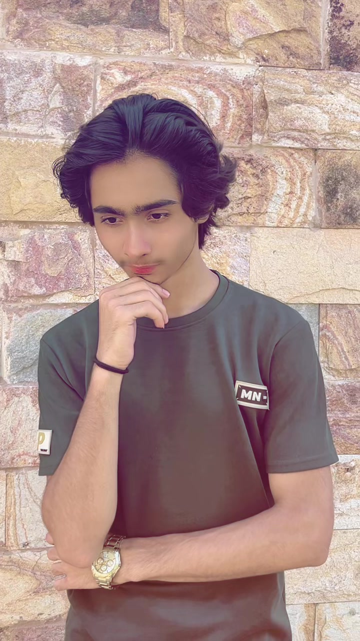 @عدیل میمن 👑❤️