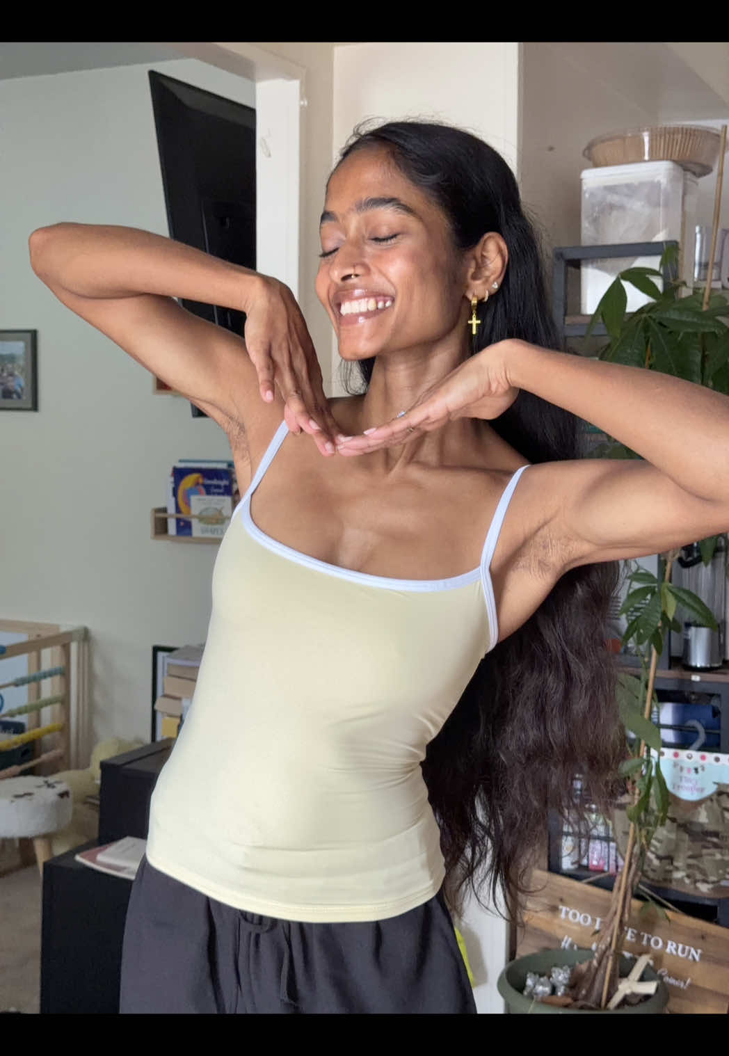 @Dshani~NYC model | UGC creator