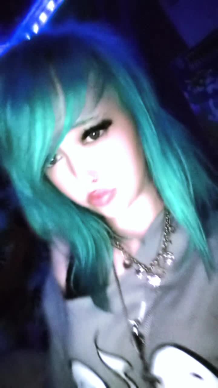 @𖣂Emma🧡💚