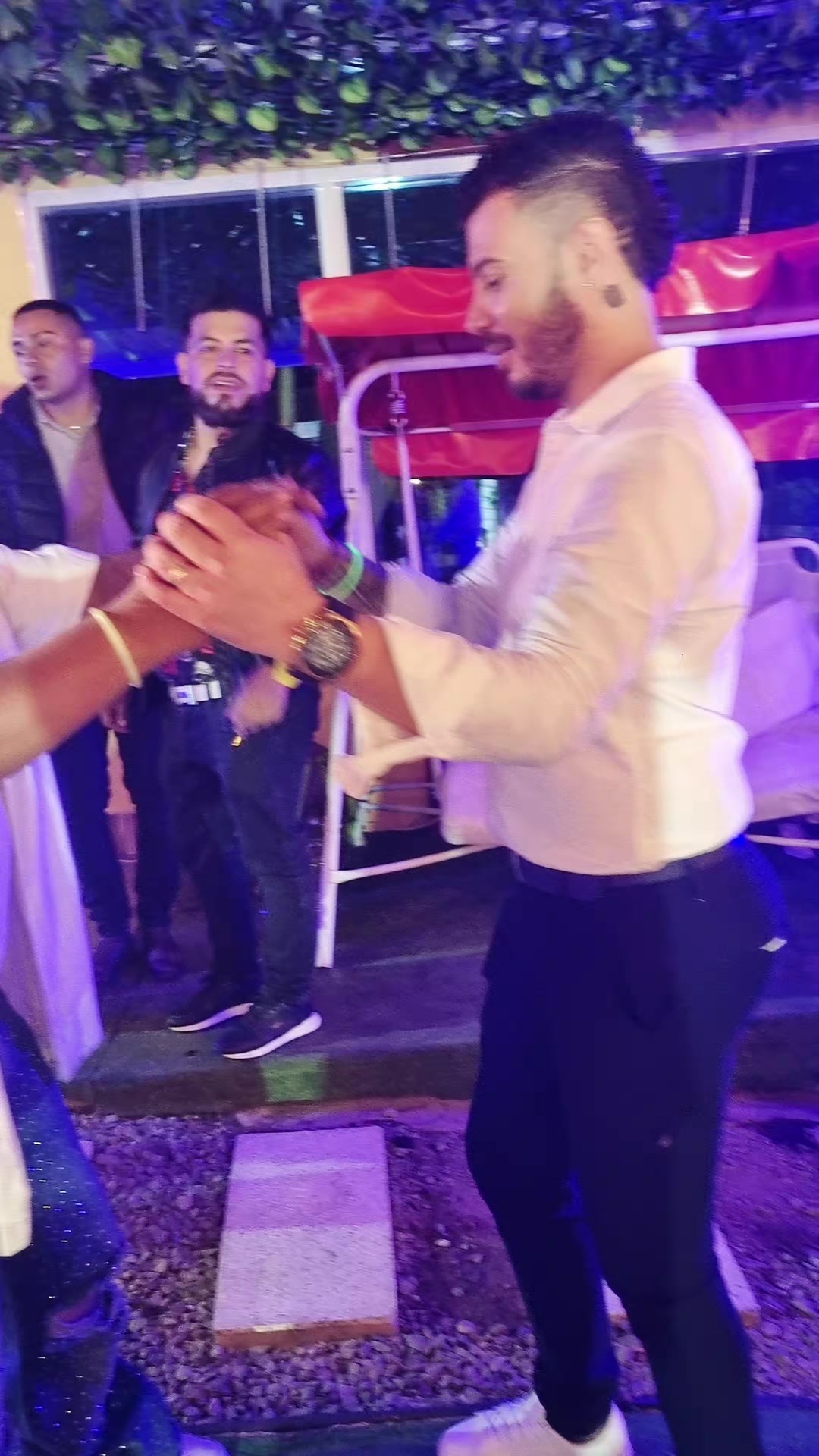 @Cumbieros enamorados Luigi