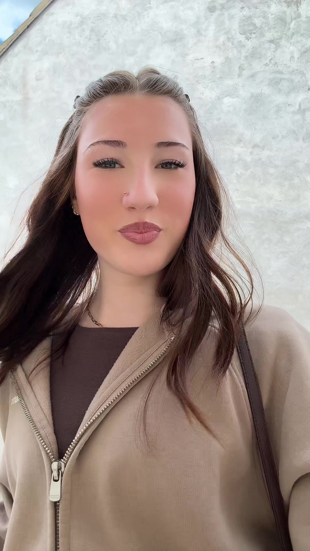 @ᴘʜɪʟɪɴᴇ⋆