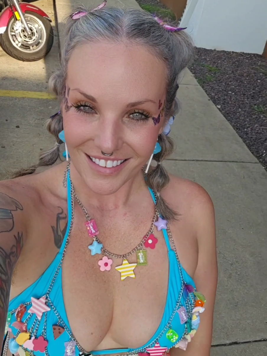 @TaylorJoyVIP