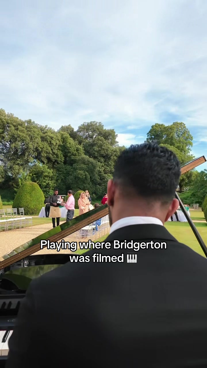 @Karan On Piano