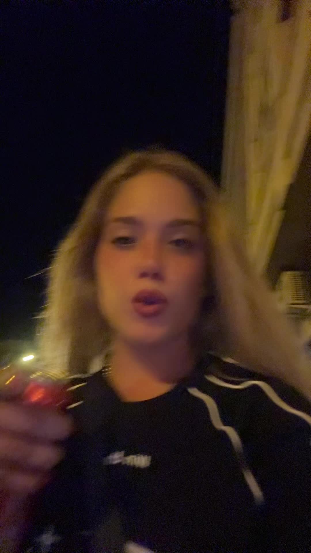 @Helena