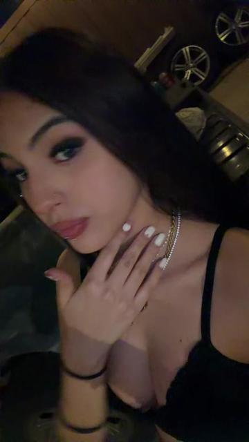 @️