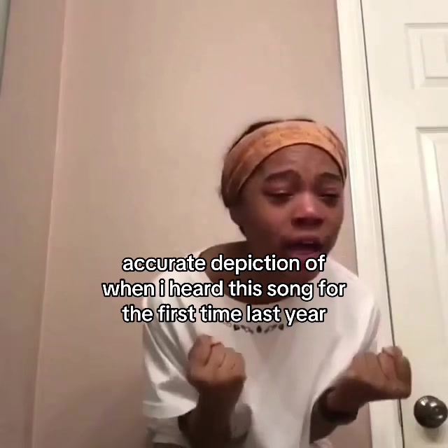 @valentinelaufey (fan account)