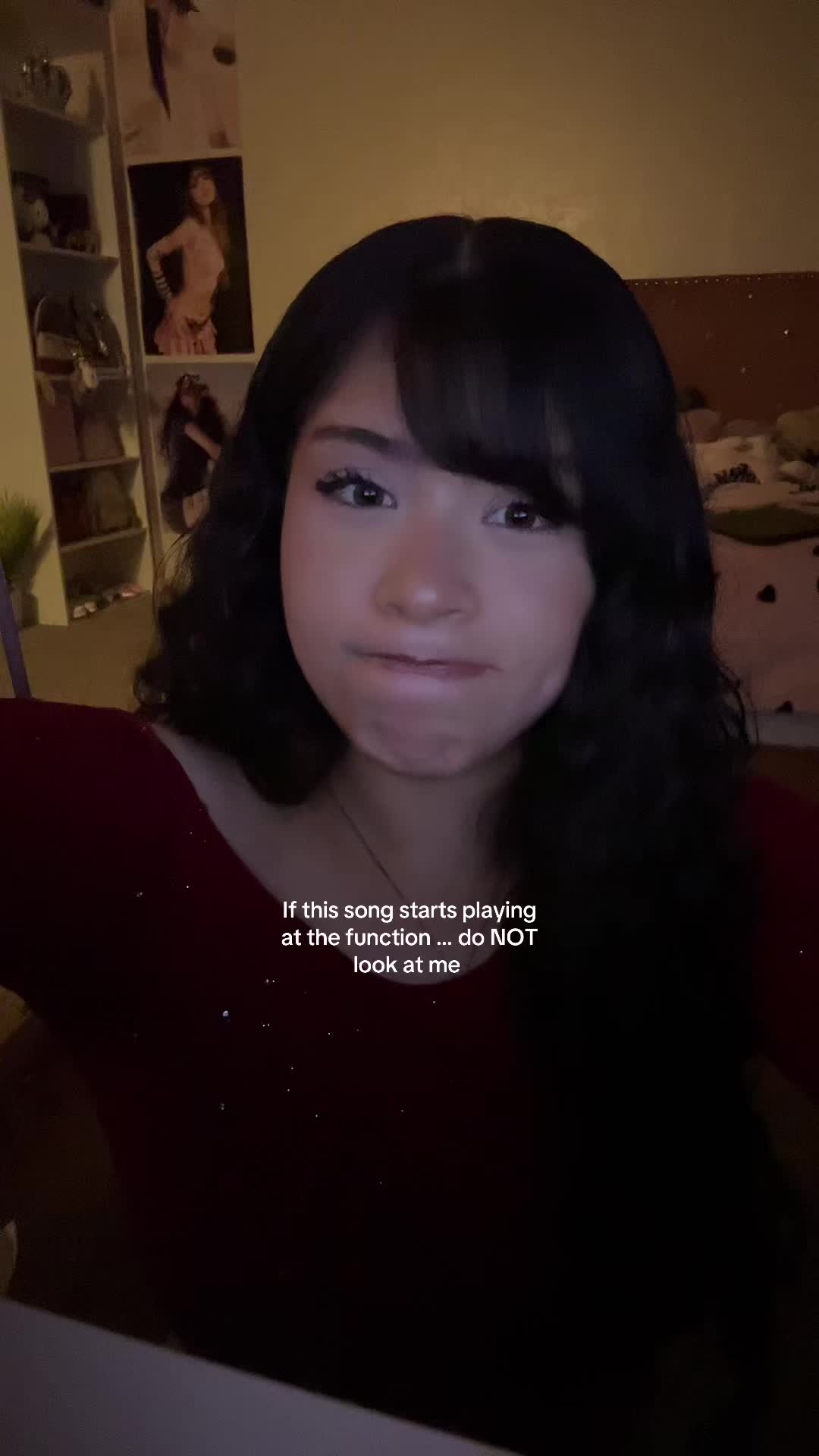 @…