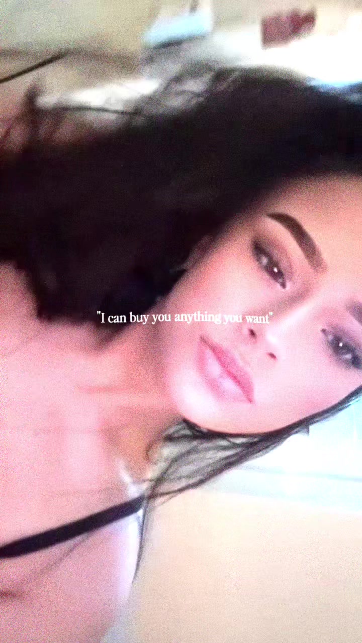 @Lena🌟