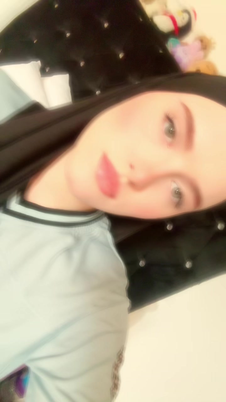 @لی💕