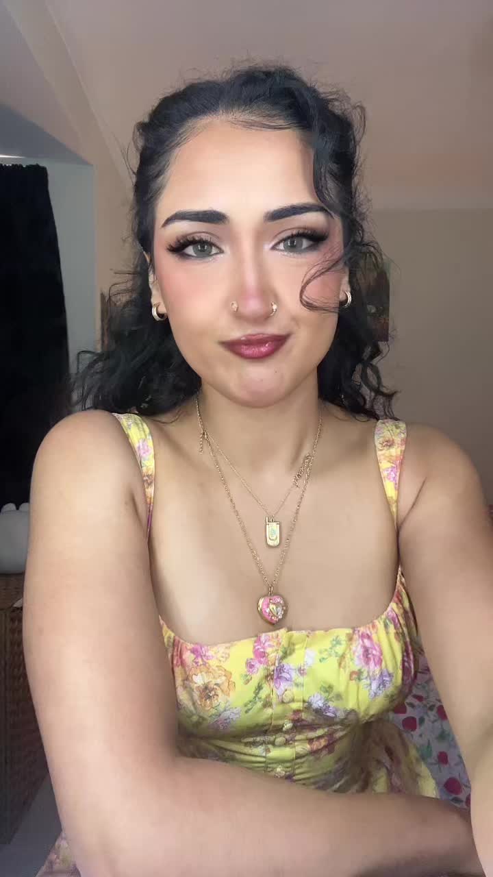 @⋆·˚˚°✦ 𝕗𝕒𝕣𝕒𝕙 ✦°˚˚·⋆
