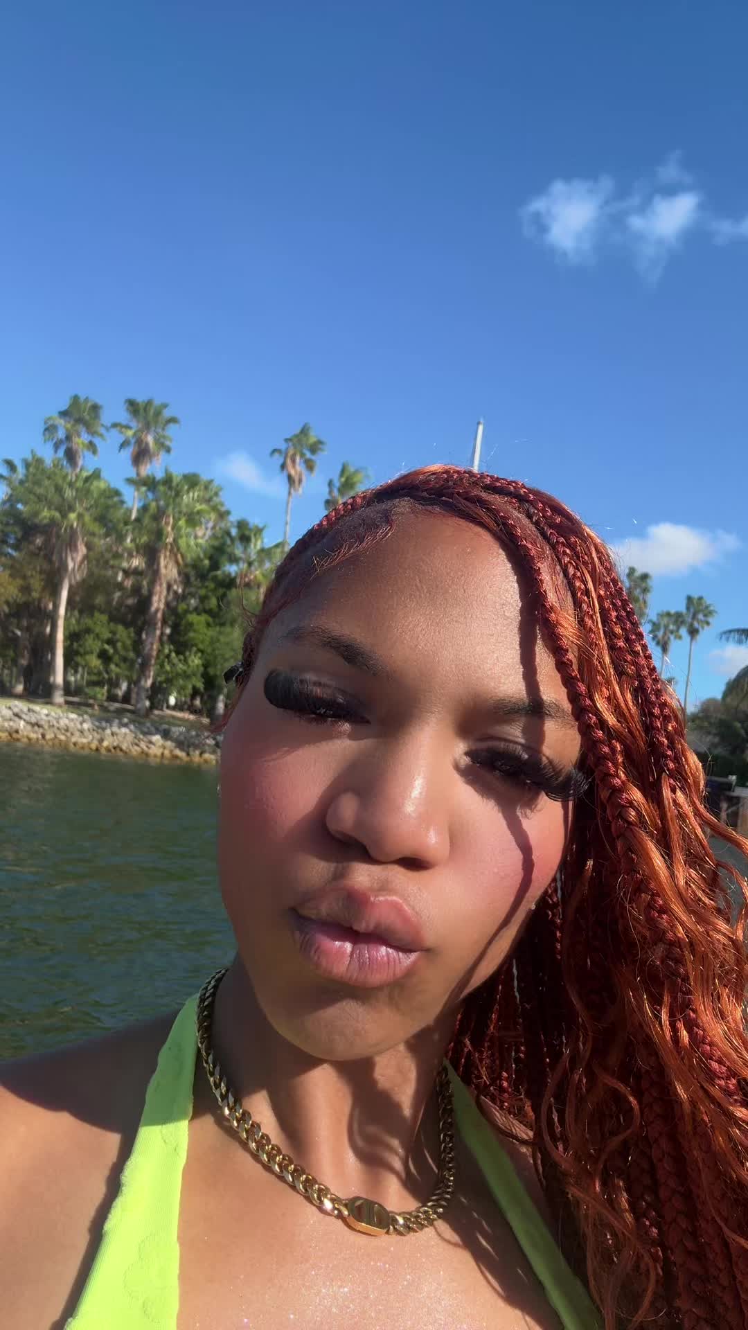 @Jj
