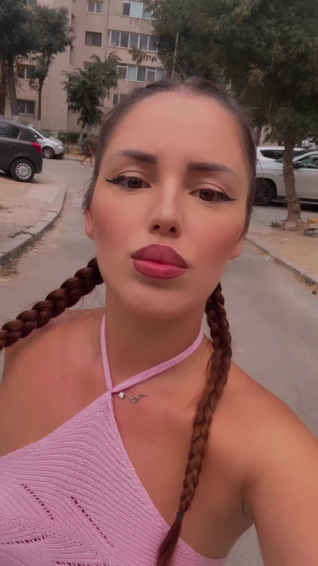 @Emma