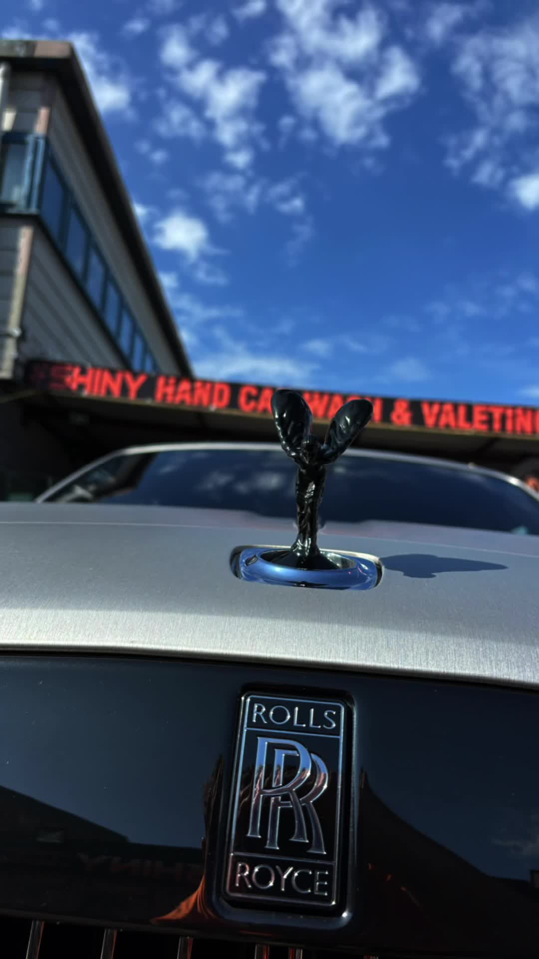 @SHINY HAND CAR WASH