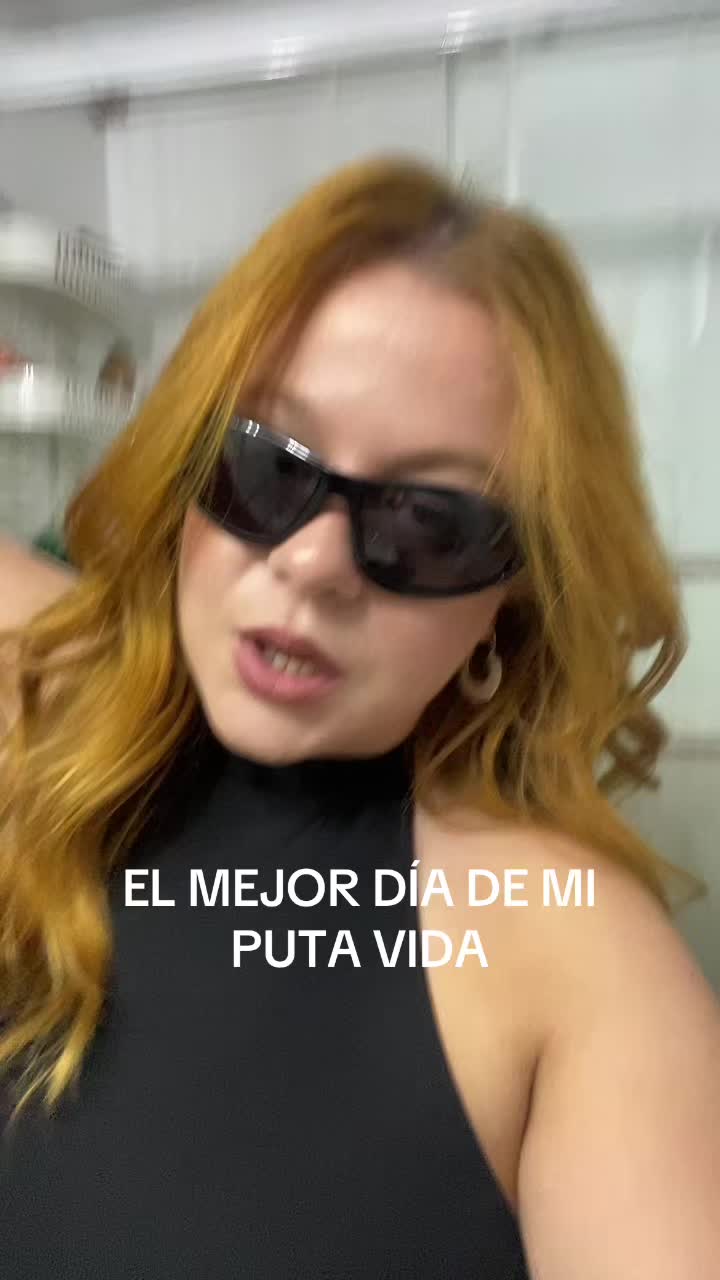 @María