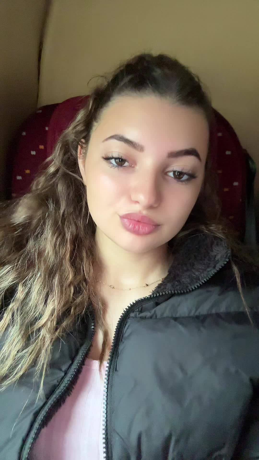 @𝓓𝓮𝓮𝓪 𝓐𝓷𝓭𝓻𝓮𝓮𝓪🐆