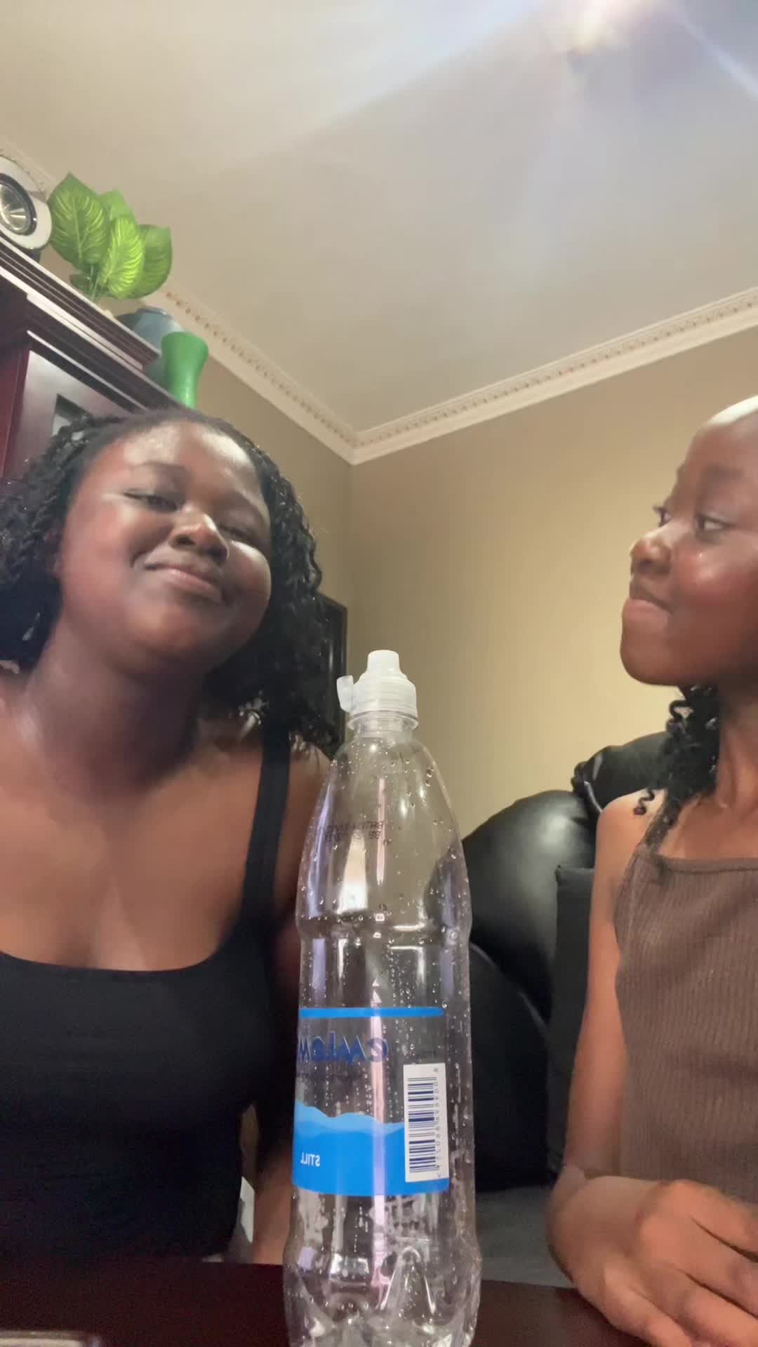 @Tenkhosi メ𝟶