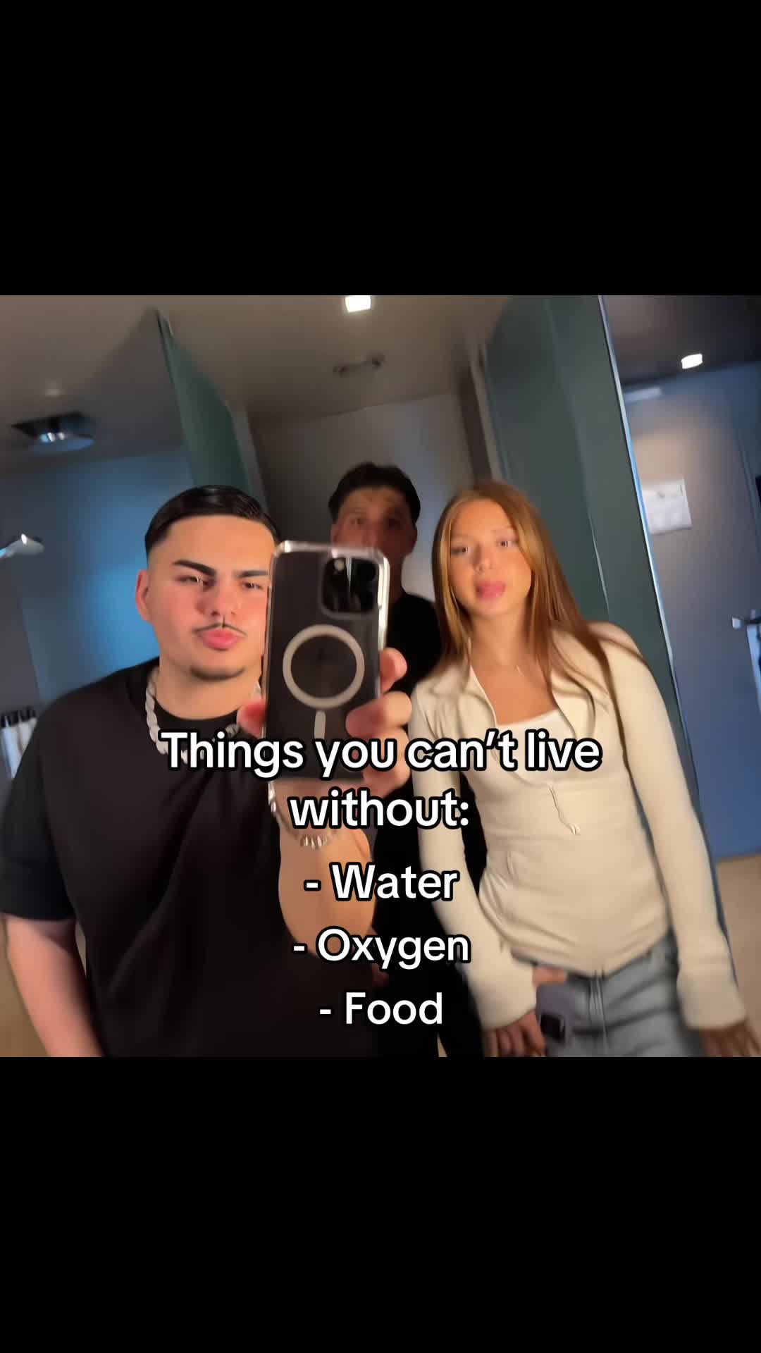 @𝐖𝐢𝐧𝐭𝐞𝐫