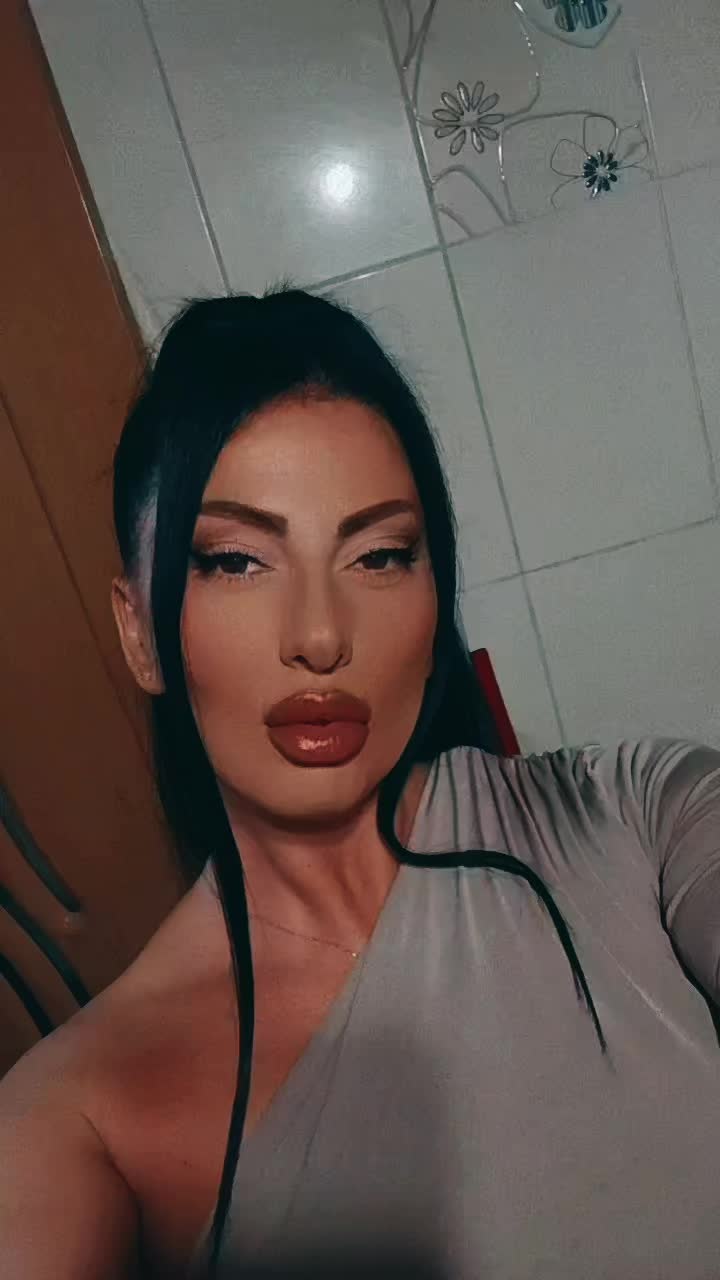 @👑Sahara Krasiva👑