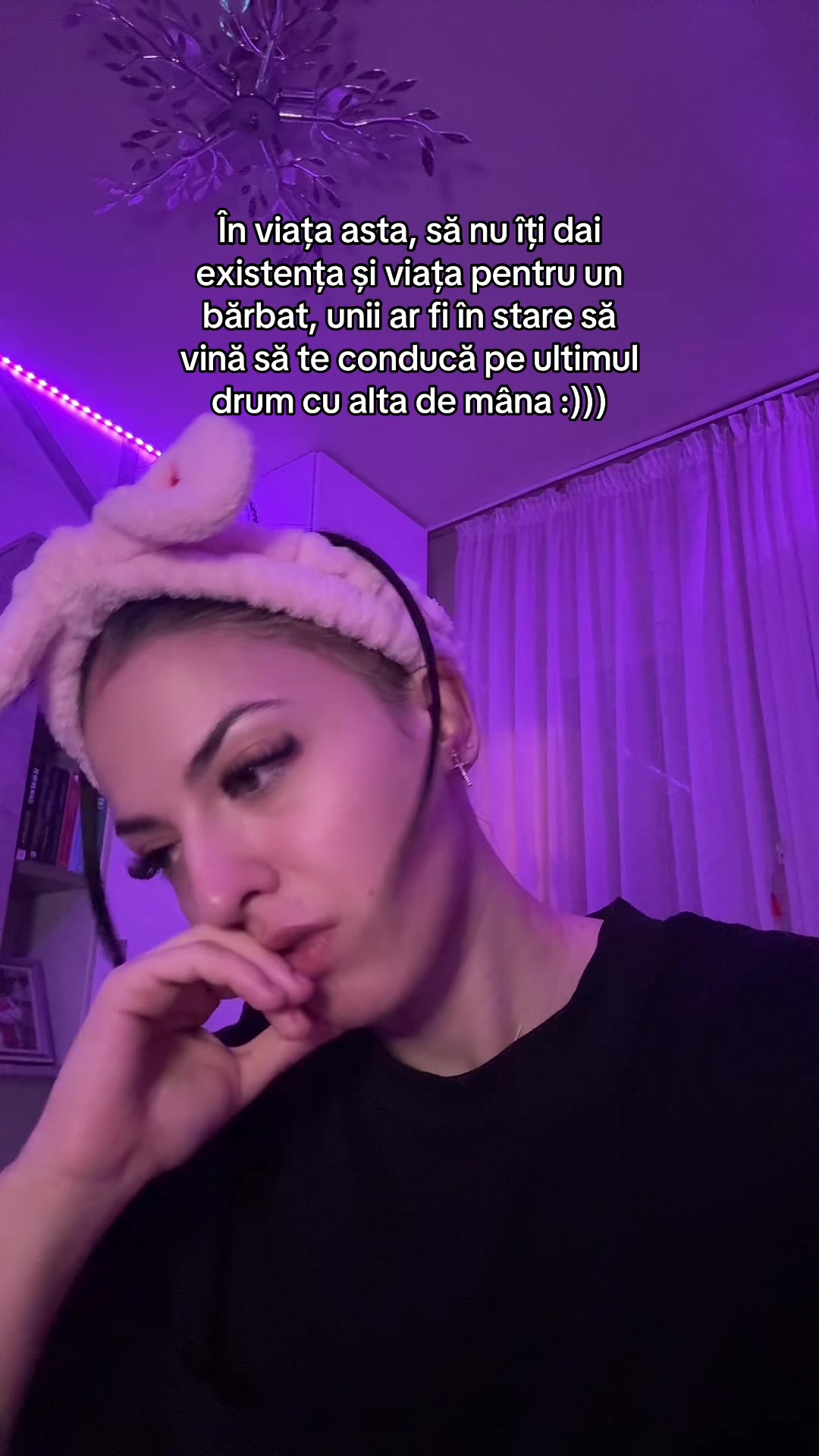 @&bull;𝐀𝐋𝐄𝐗𝐀𝐍𝐃𝐑𝐀 𝐕&bull;