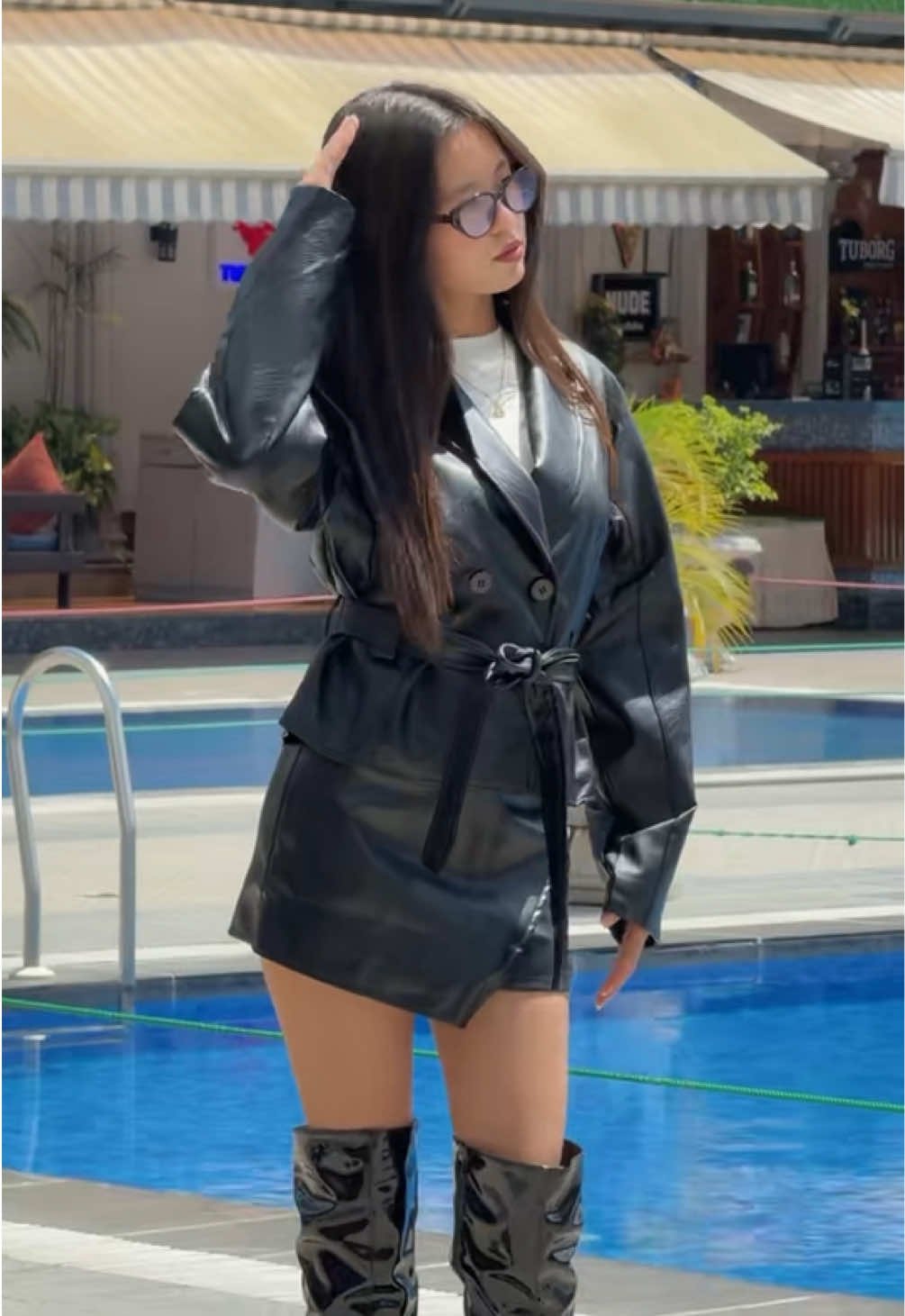 @she_vastra01
